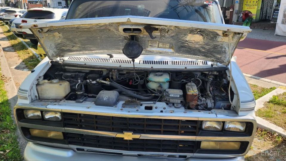 Chevrolet Chevy Van