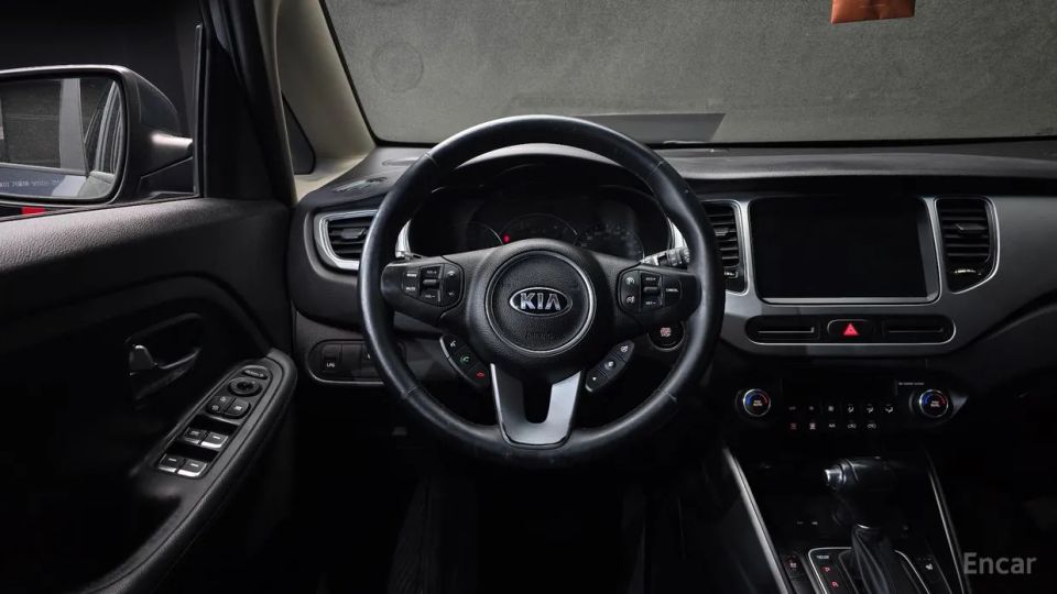 Kia Carens