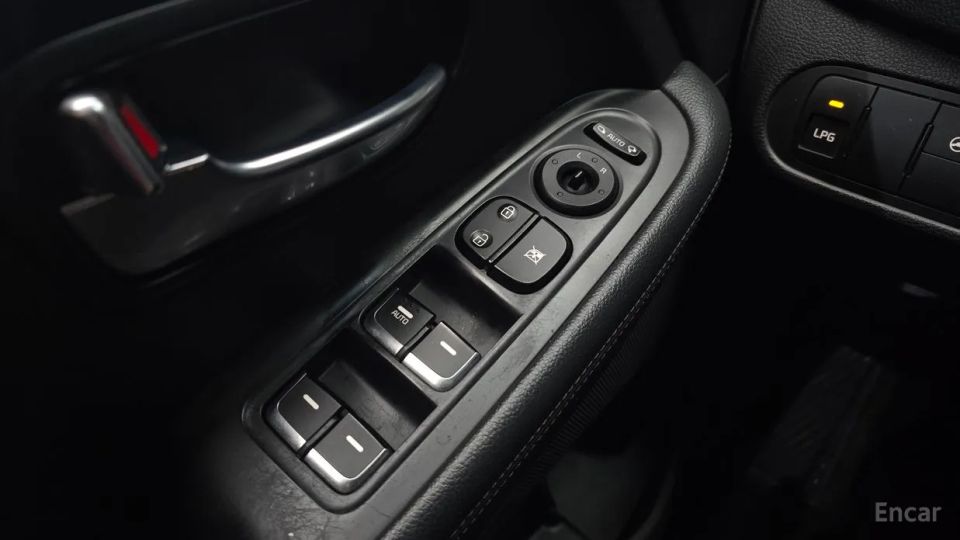 Kia Carens