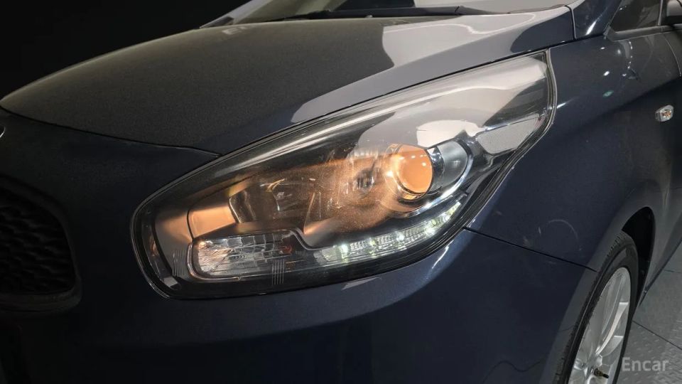 Kia Carens