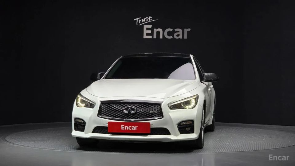 Infiniti Q50