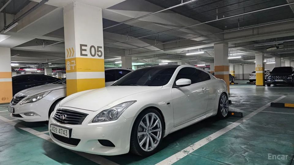Infiniti G