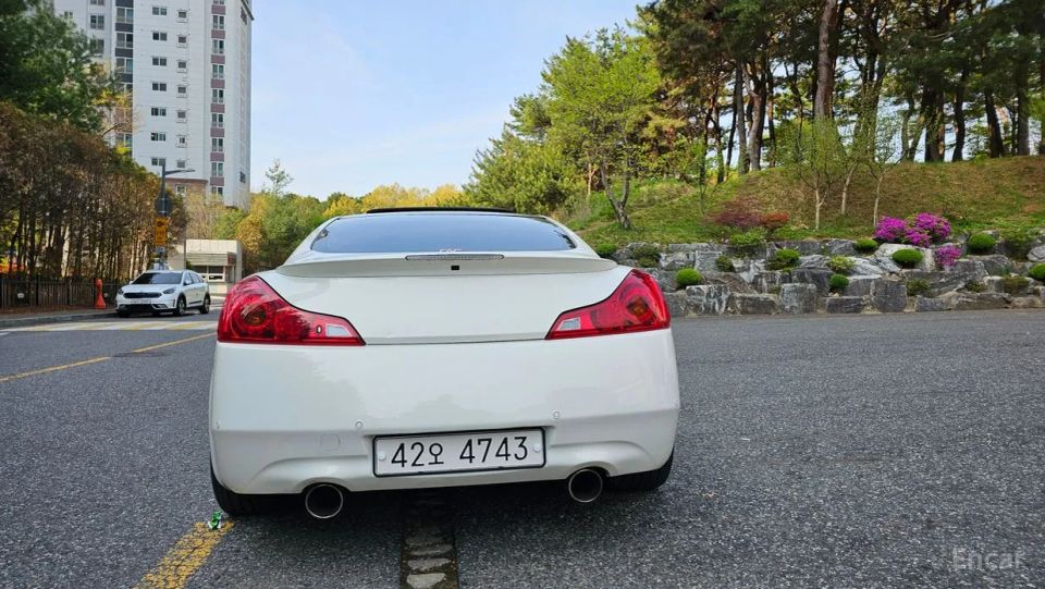 Infiniti G