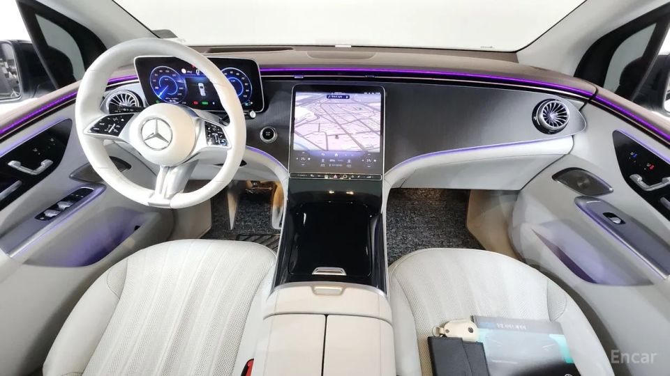 Mercedes-Benz EQE