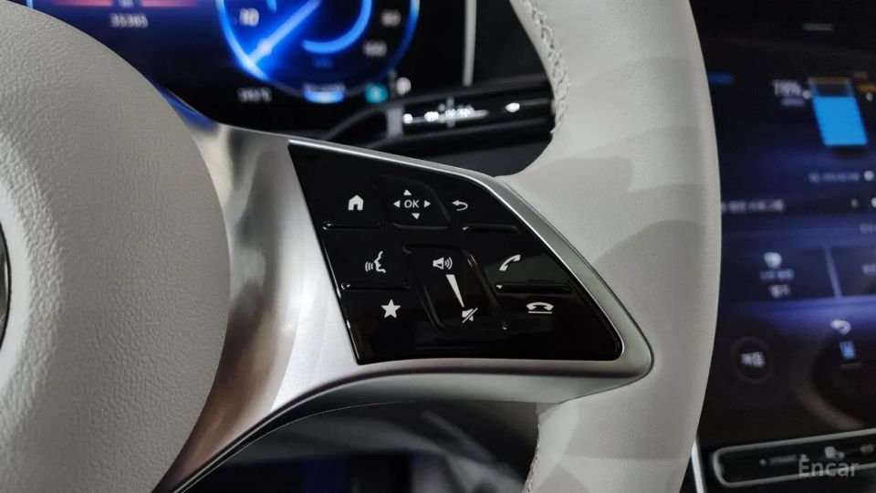 Mercedes-Benz EQE