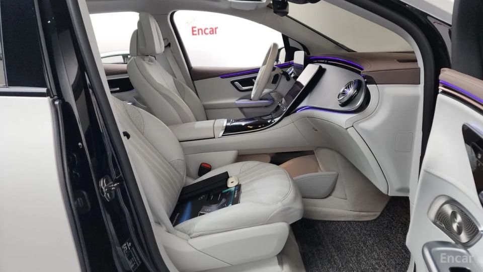 Mercedes-Benz EQE