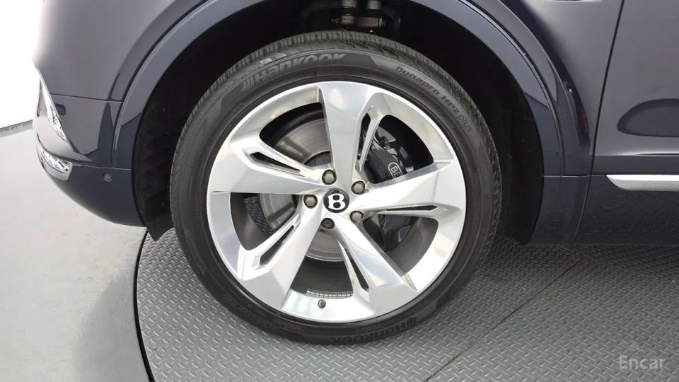 Bentley Bentayga