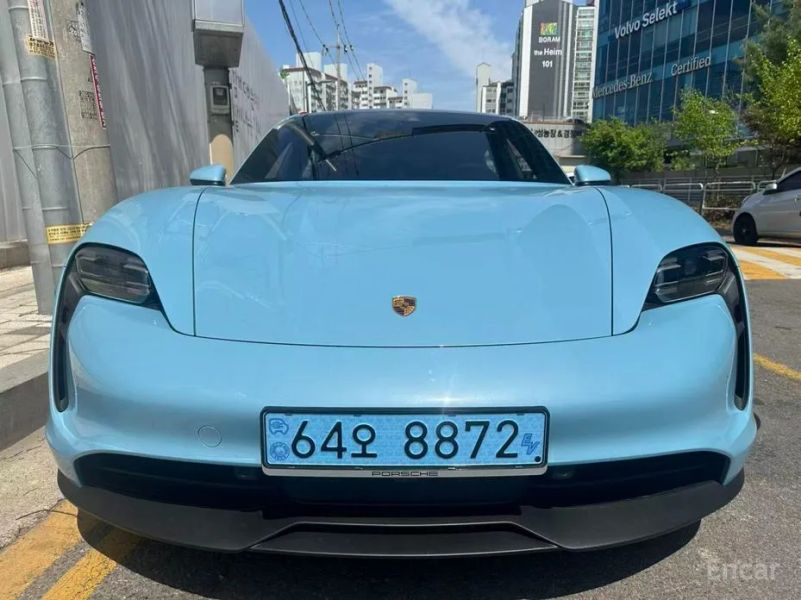 Porsche Taycan