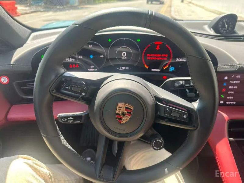 Porsche Taycan
