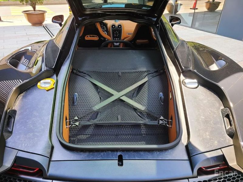 Mclaren GT