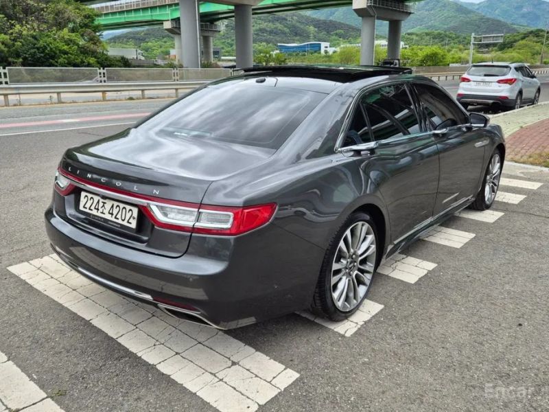 Lincoln Continental
