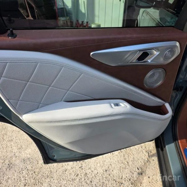 BMW XM