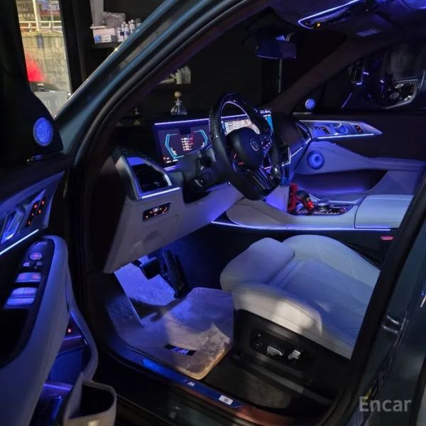BMW XM