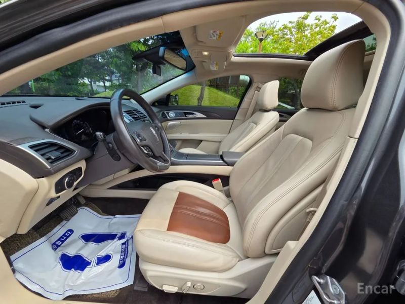 Lincoln MKZ