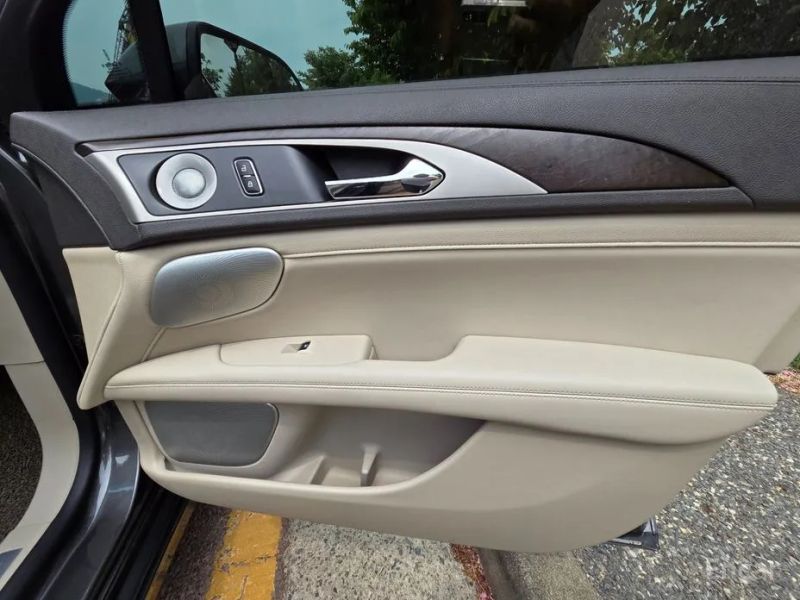 Lincoln MKZ