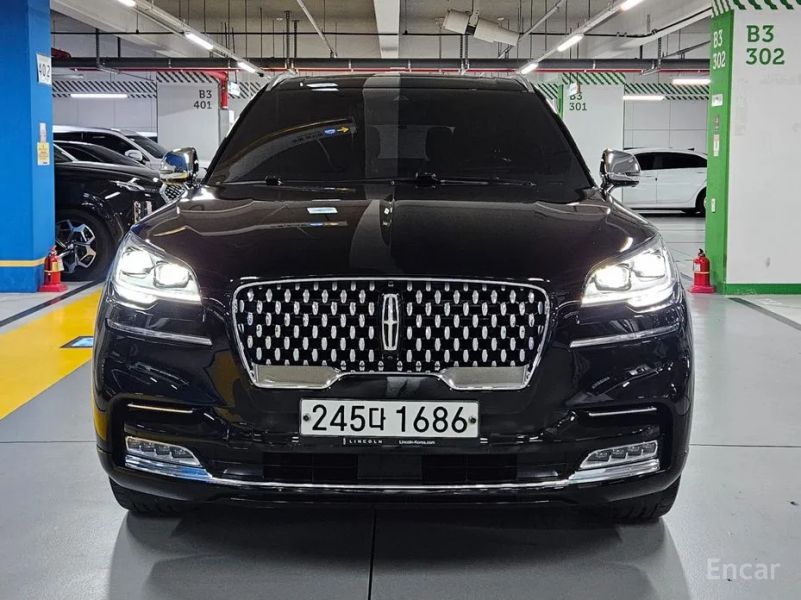 Lincoln Aviator