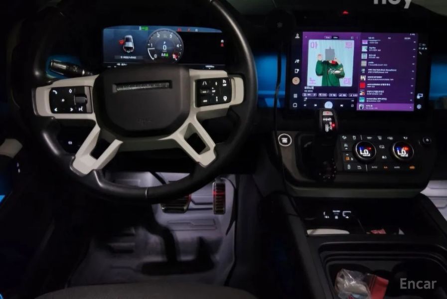 Land Rover Defender