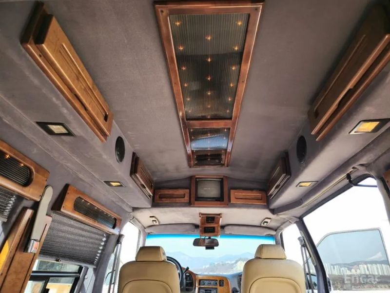 Chevrolet Astro Van