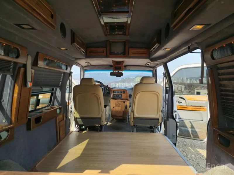 Chevrolet Astro Van