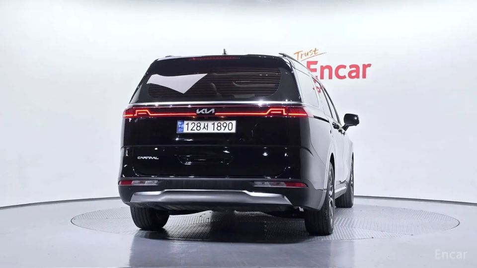 Kia Canival