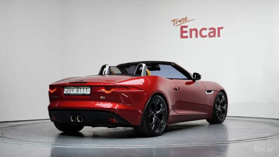 Jaguar F-TYPE