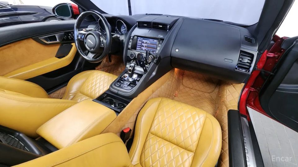 Jaguar F-TYPE