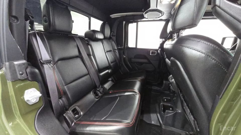 Jeep gladiator