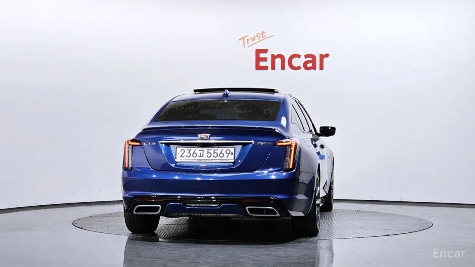 Cadillac CT5