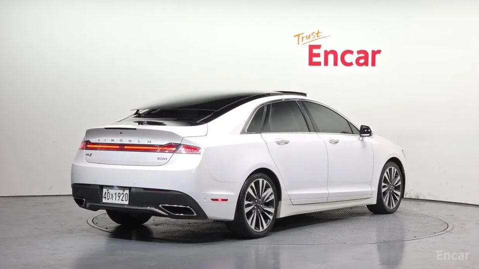 Lincoln MKZ