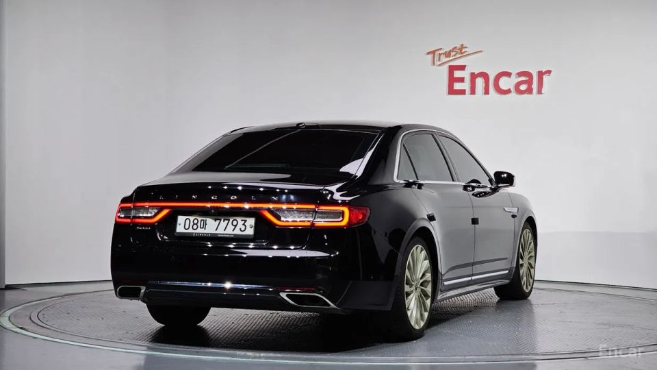 Lincoln Continental