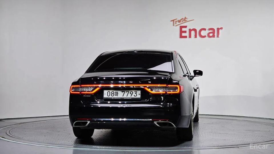 Lincoln Continental
