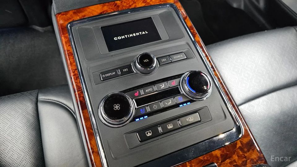Lincoln Continental