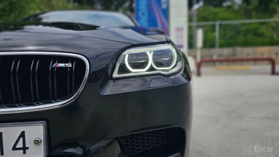 BMW M5
