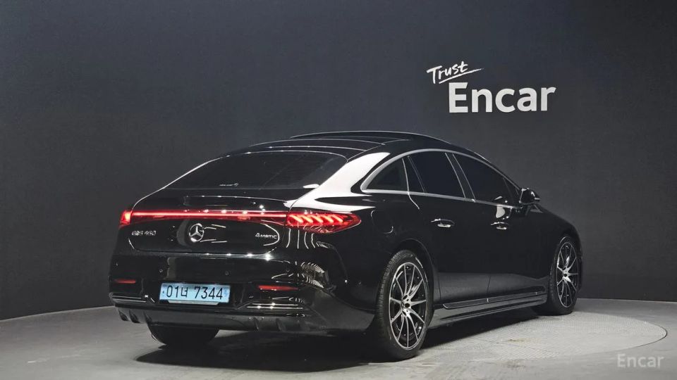 Mercedes-Benz EQS