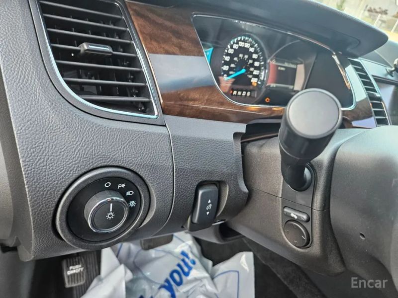 Ford Taurus