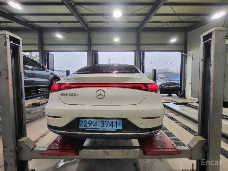 Mercedes-Benz EQE