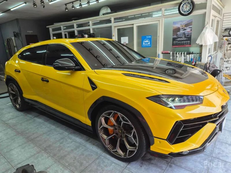Lamborghini urus