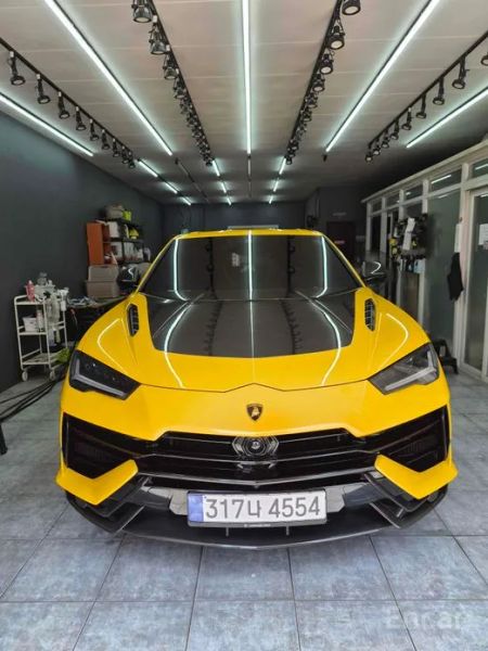 Lamborghini urus