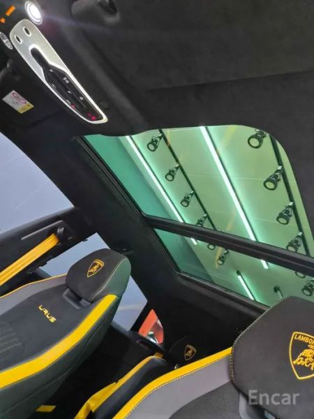 Lamborghini urus