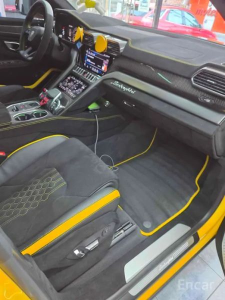 Lamborghini urus