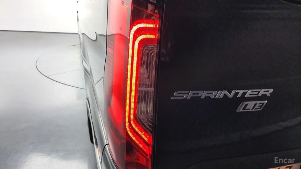 Mercedes-Benz Sprinter