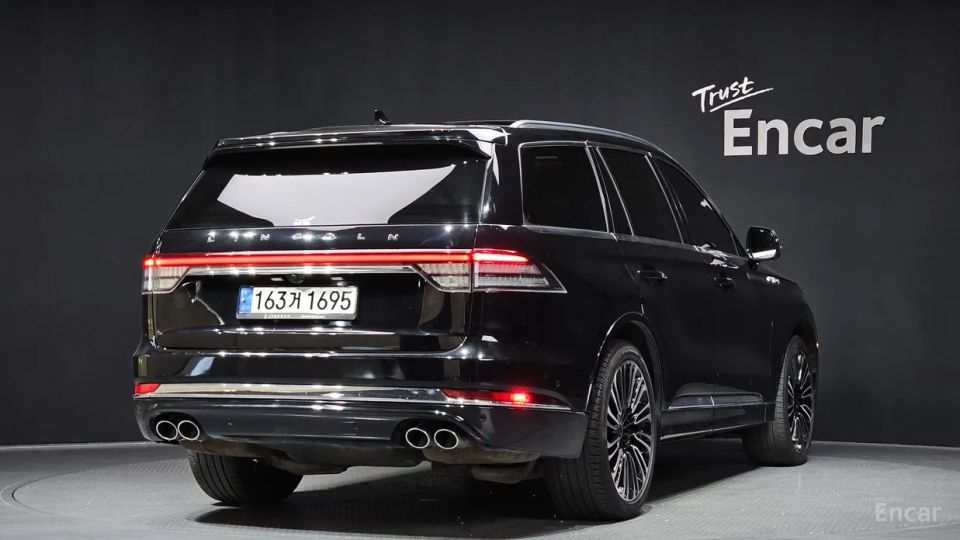 Lincoln Aviator