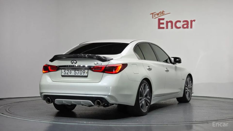 Infiniti Q50