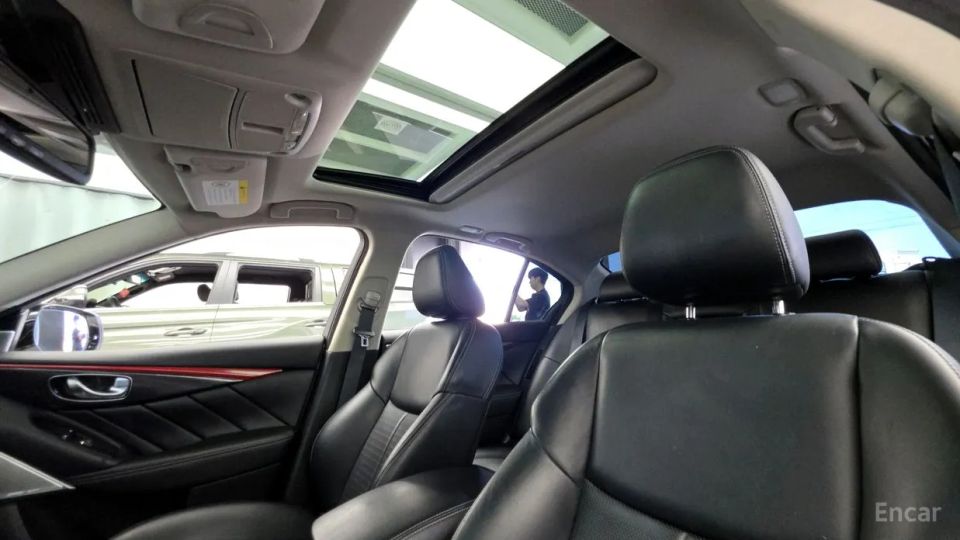 Infiniti Q50