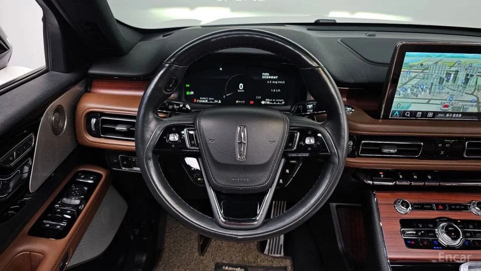Lincoln Aviator