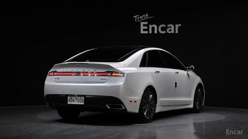 Lincoln MKZ