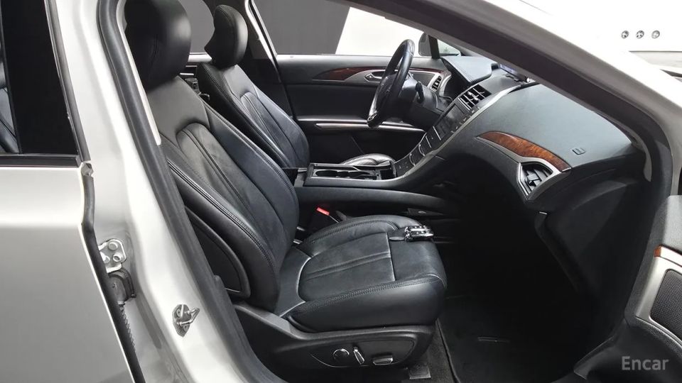 Lincoln MKZ