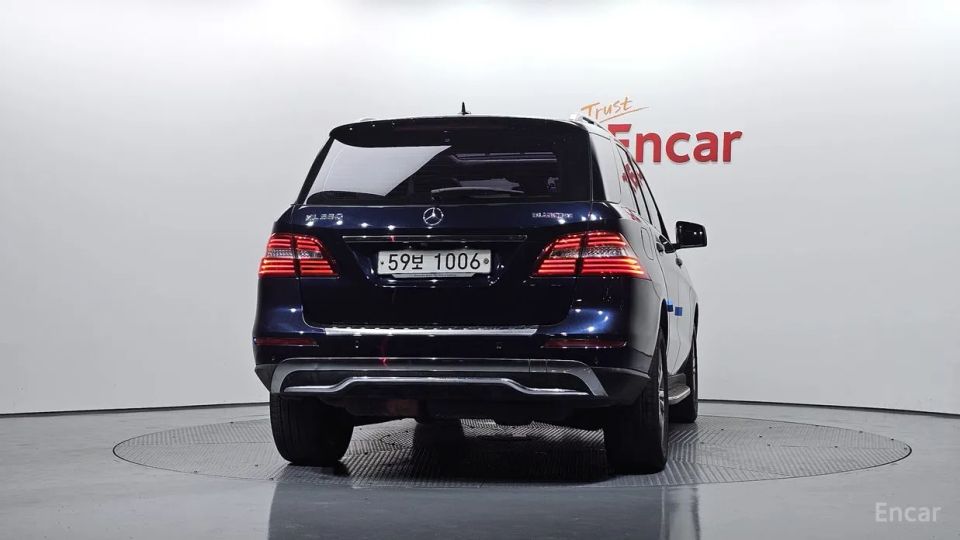 Mercedes-Benz M-class