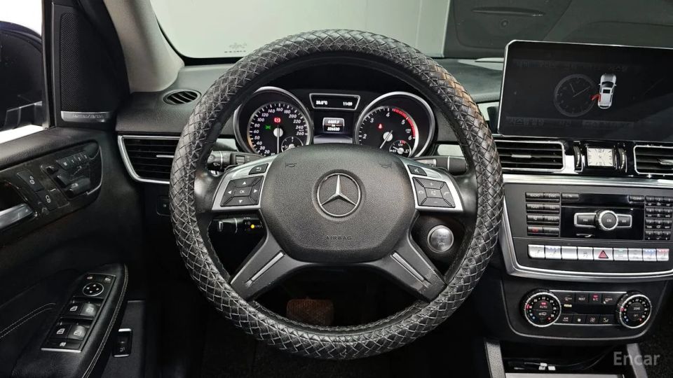 Mercedes-Benz M-class