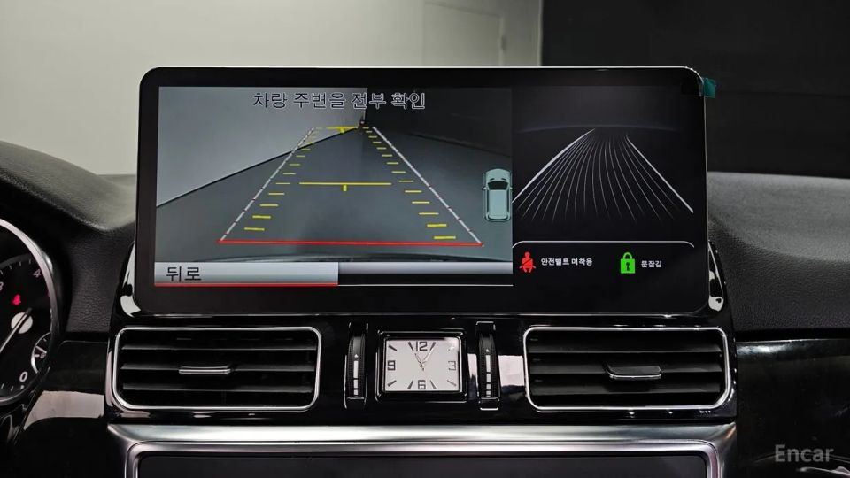 Mercedes-Benz M-class